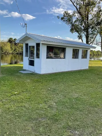 1339 Old Lakeport NW Moore Haven FL 33471