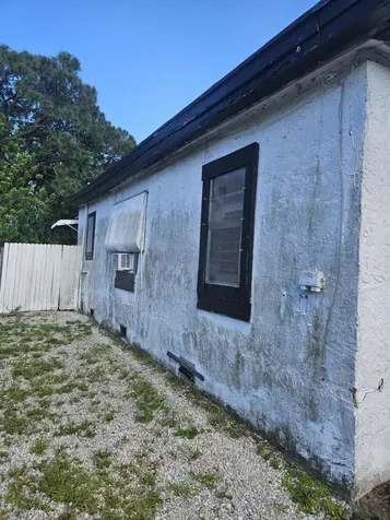 516 N 21st Street Fort Pierce FL 34950