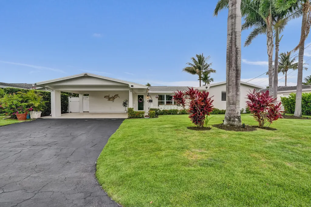 411 SW 18th Court Pompano Beach FL 33060