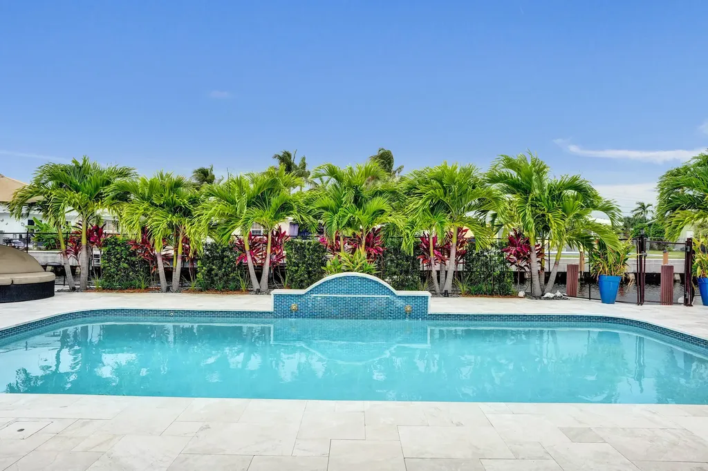 411 SW 18th Court Pompano Beach FL 33060