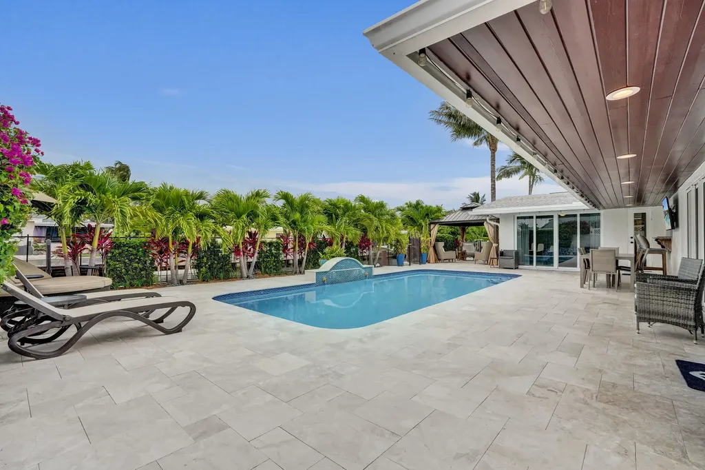 411 SW 18th Court Pompano Beach FL 33060