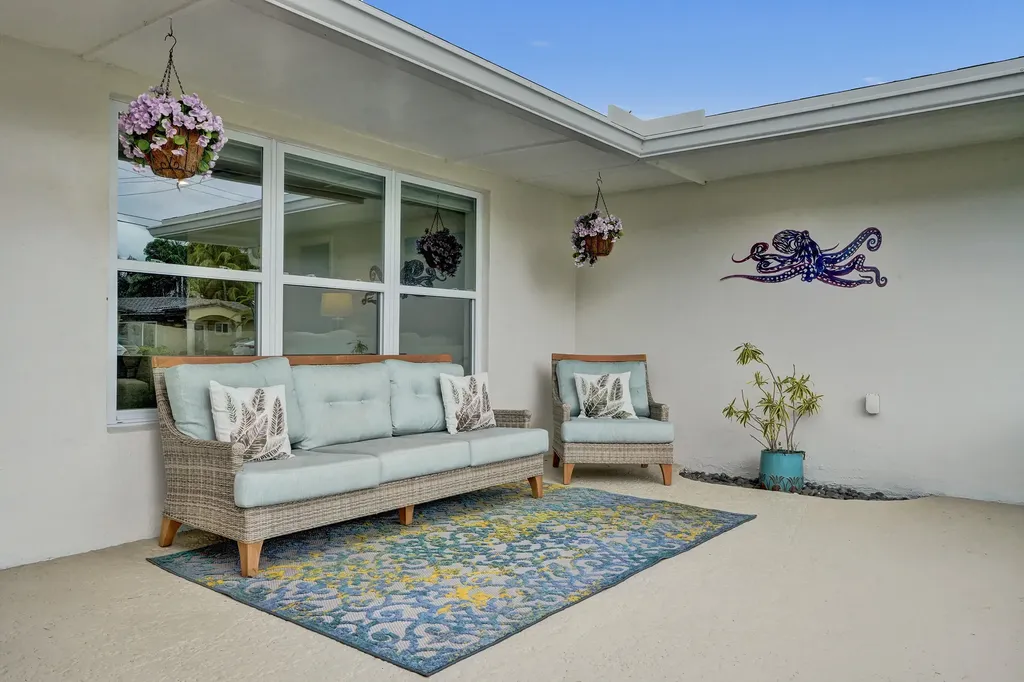 411 SW 18th Court Pompano Beach FL 33060