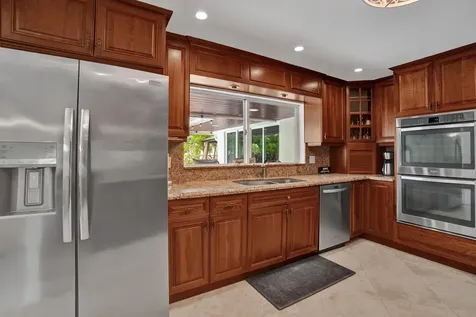 411 SW 18th Court Pompano Beach FL 33060