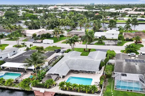 411 SW 18th Court Pompano Beach FL 33060