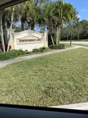 925 Imperial Lake Road West Palm Beach FL 33413