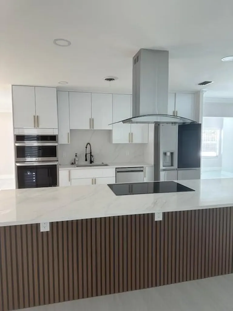 2521 NE 45th Street Lighthouse Point FL 33064