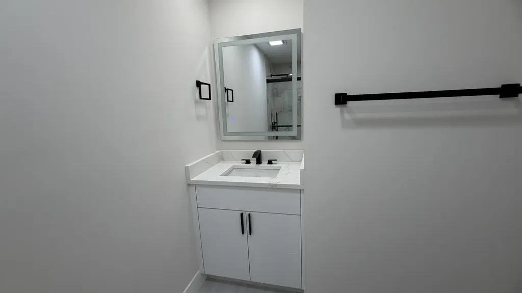 2521 NE 45th Street Lighthouse Point FL 33064