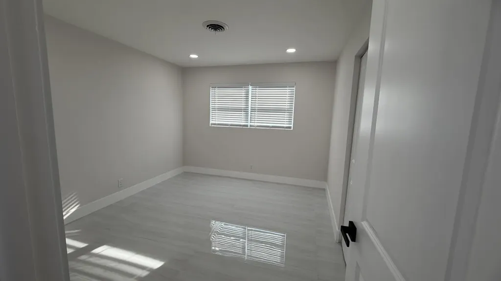 2521 NE 45th Street Lighthouse Point FL 33064
