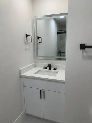 2521 NE 45th Street Lighthouse Point FL 33064