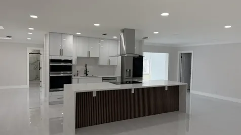2521 NE 45th Street Lighthouse Point FL 33064