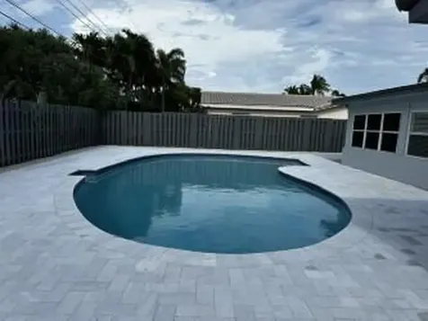 2521 NE 45th Street Lighthouse Point FL 33064