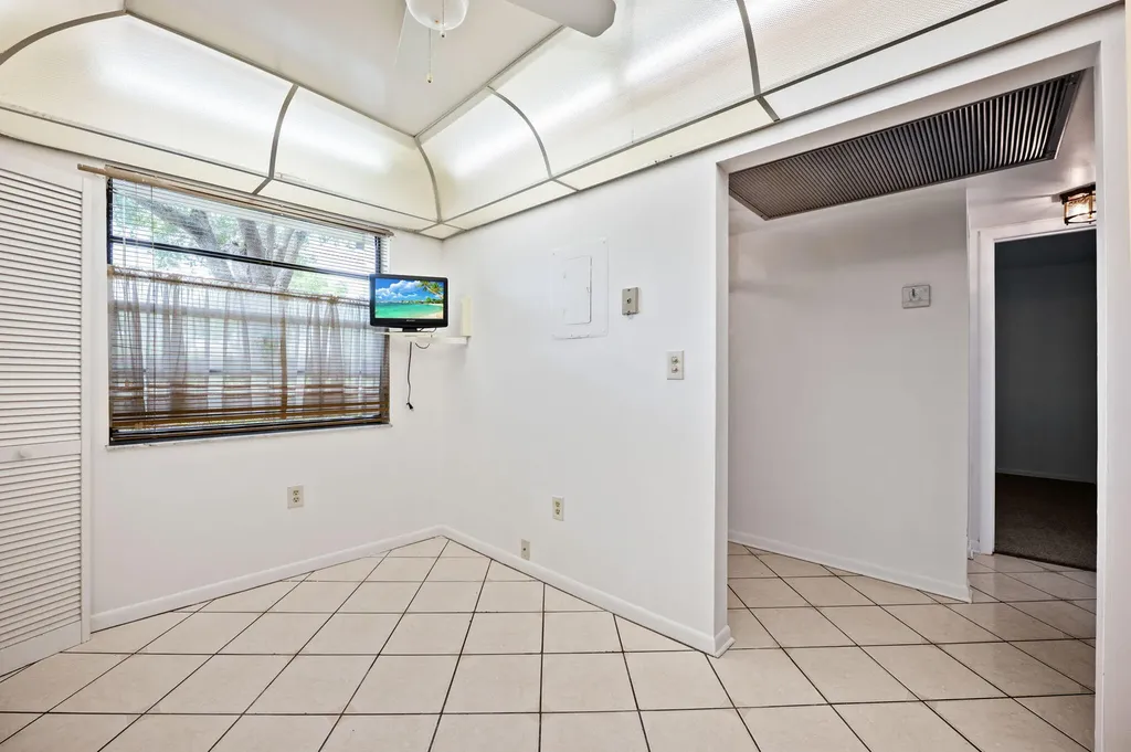 900 Colony Point Circle Pembroke Pines FL 33026