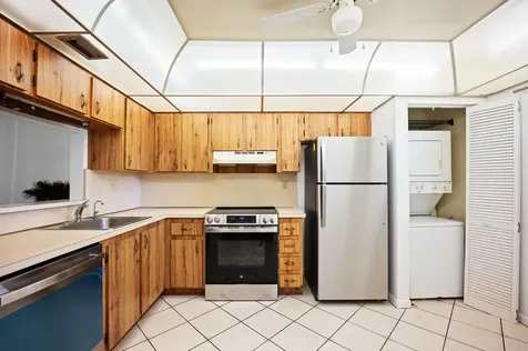 900 Colony Point Circle Pembroke Pines FL 33026