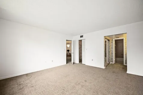 900 Colony Point Circle Pembroke Pines FL 33026