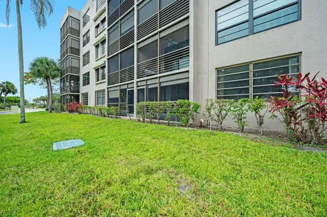 900 Colony Point Circle Pembroke Pines FL 33026