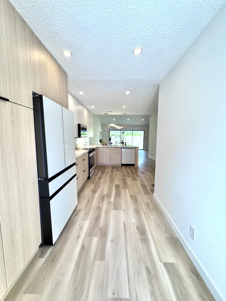 21547 Altamira Avenue Boca Raton FL 33433