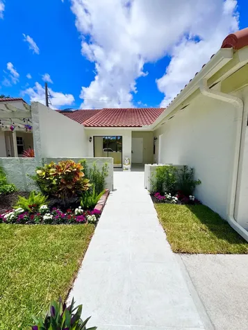21547 Altamira Avenue Boca Raton FL 33433