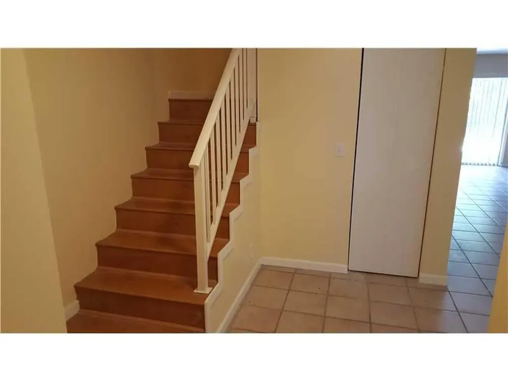 1307 Partridge Pompano Beach FL 33064