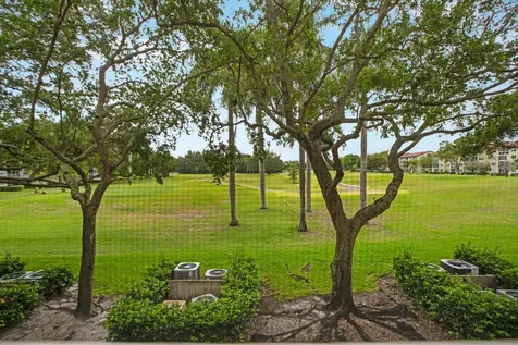 12800 SW 7th Pembroke Pines FL 33027