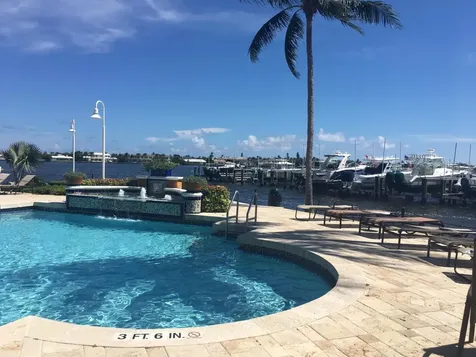 117 Yacht Club Way Hypoluxo FL 33462