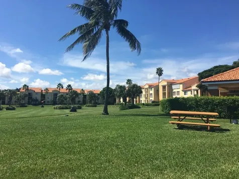 117 Yacht Club Way Hypoluxo FL 33462