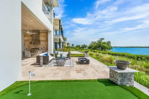 4842 S Harbor Drive Vero Beach FL 32967