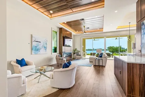 4842 S Harbor Drive Vero Beach FL 32967