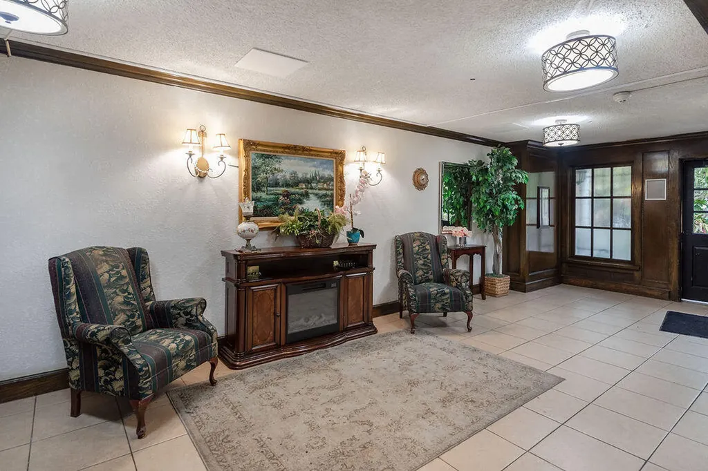 3680 Inverrary Drive Lauderhill FL 33319