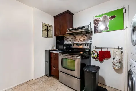 3680 Inverrary Drive Lauderhill FL 33319