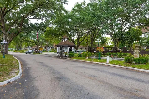 3680 Inverrary Drive Lauderhill FL 33319