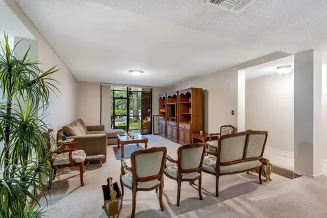 3680 Inverrary Drive Lauderhill FL 33319
