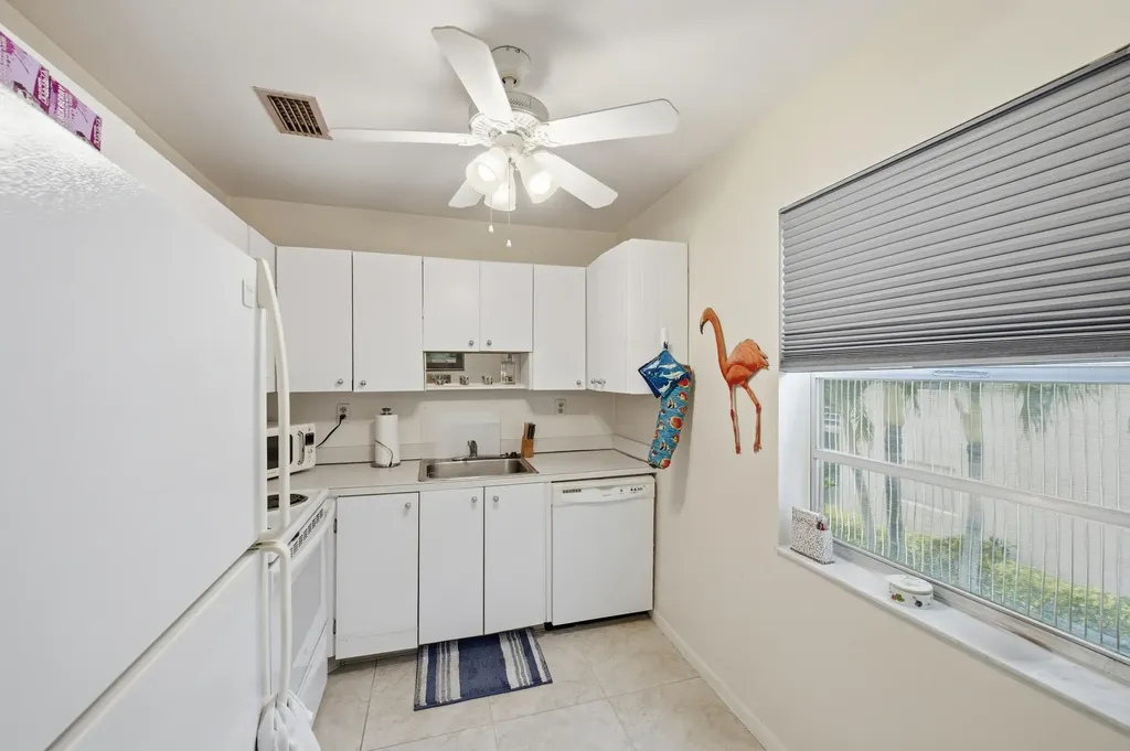 330 Piedmont Delray Beach FL 33484