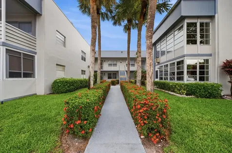 330 Piedmont Delray Beach FL 33484
