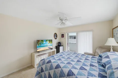 330 Piedmont Delray Beach FL 33484