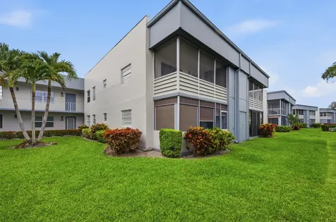 330 Piedmont Delray Beach FL 33484