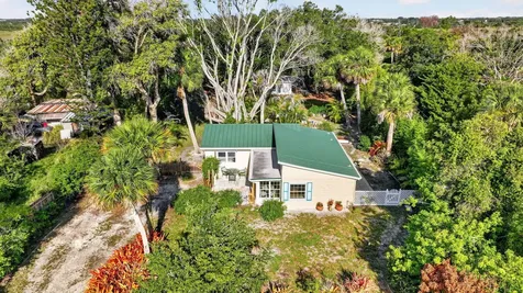 681 Rio Vista Drive Fort Pierce FL 34982