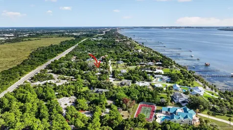 681 Rio Vista Drive Fort Pierce FL 34982