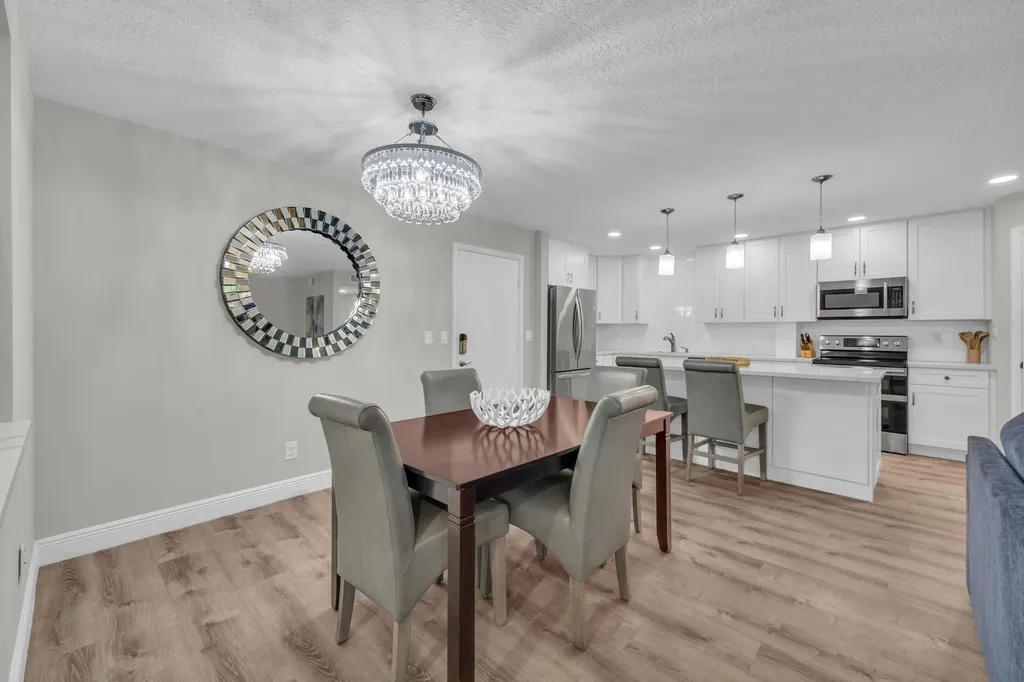 1105 Duncan Circle Palm Beach Gardens FL 33418