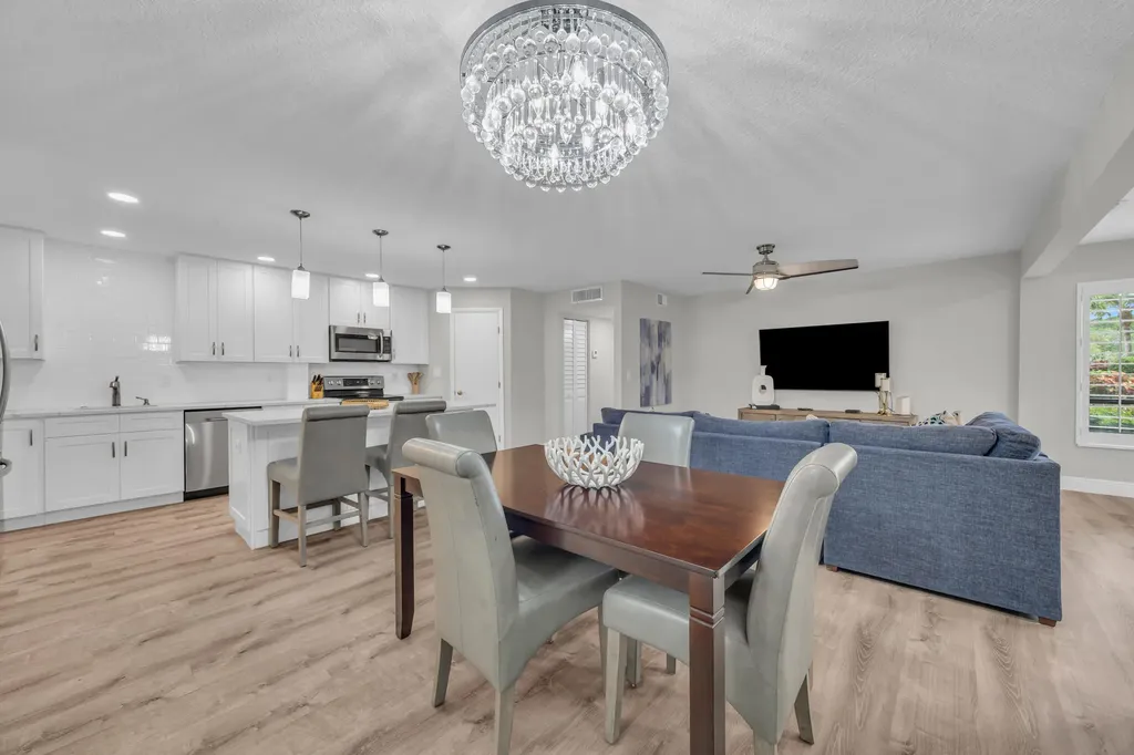 1105 Duncan Circle Palm Beach Gardens FL 33418