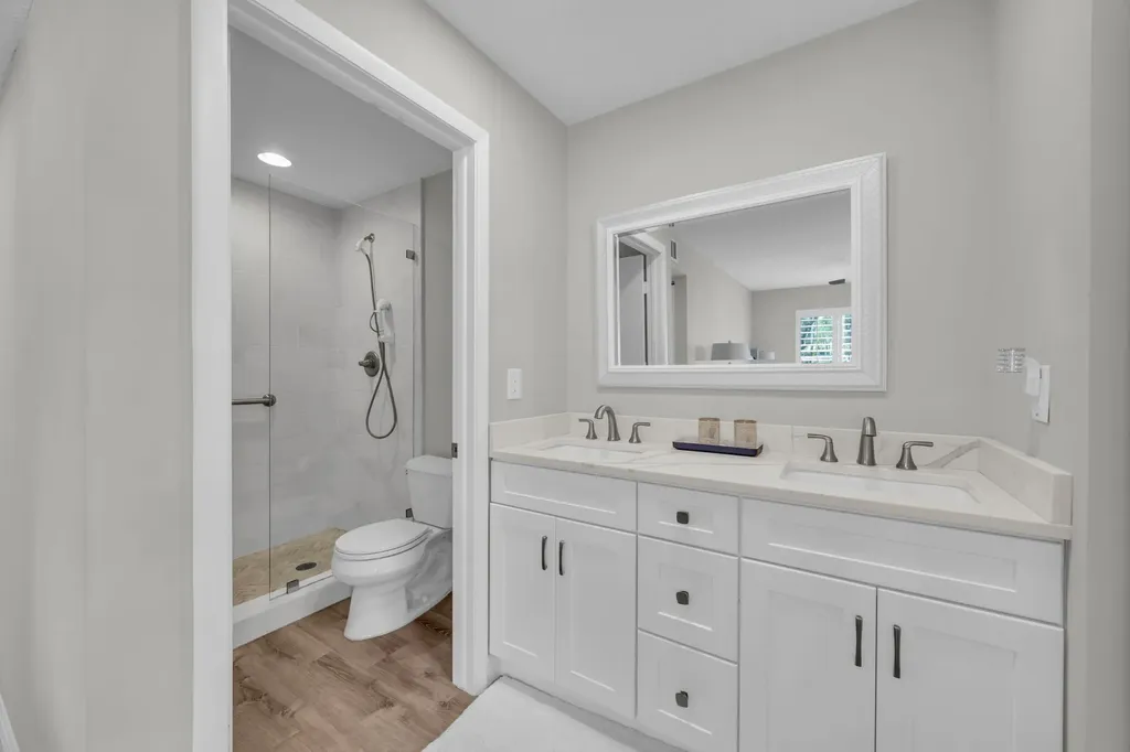1105 Duncan Circle Palm Beach Gardens FL 33418