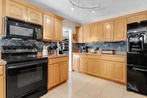 10875 NW 40th Street Coral Springs FL 33065