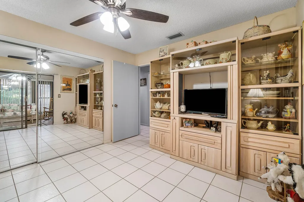 6215 Kings Gate Circle Delray Beach FL 33484