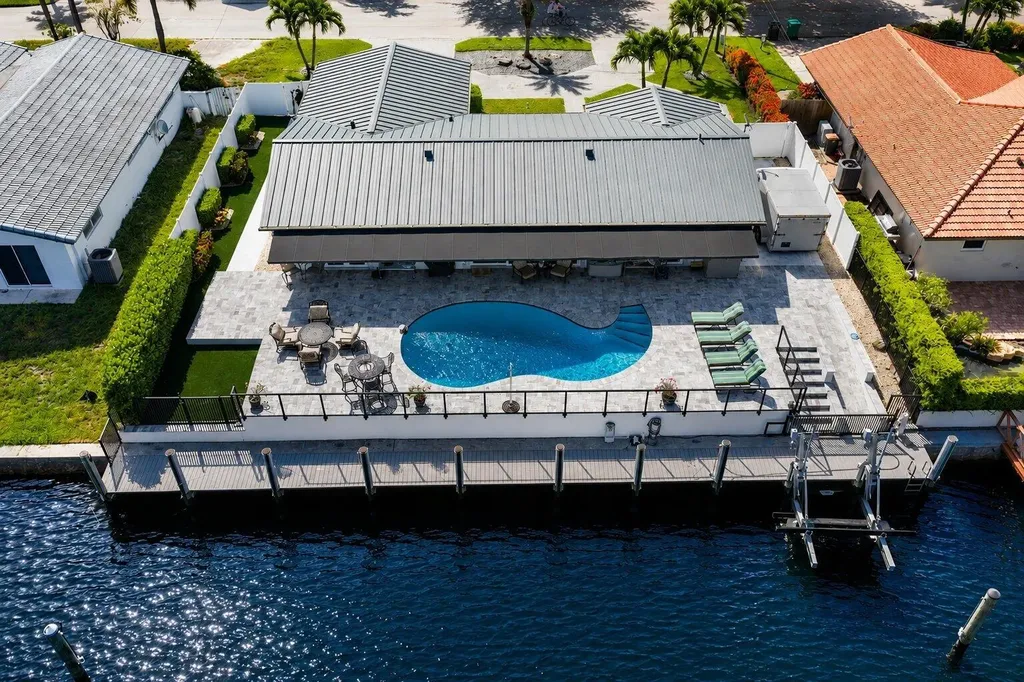 4021 NE 27th Terrace Lighthouse Point FL 33064