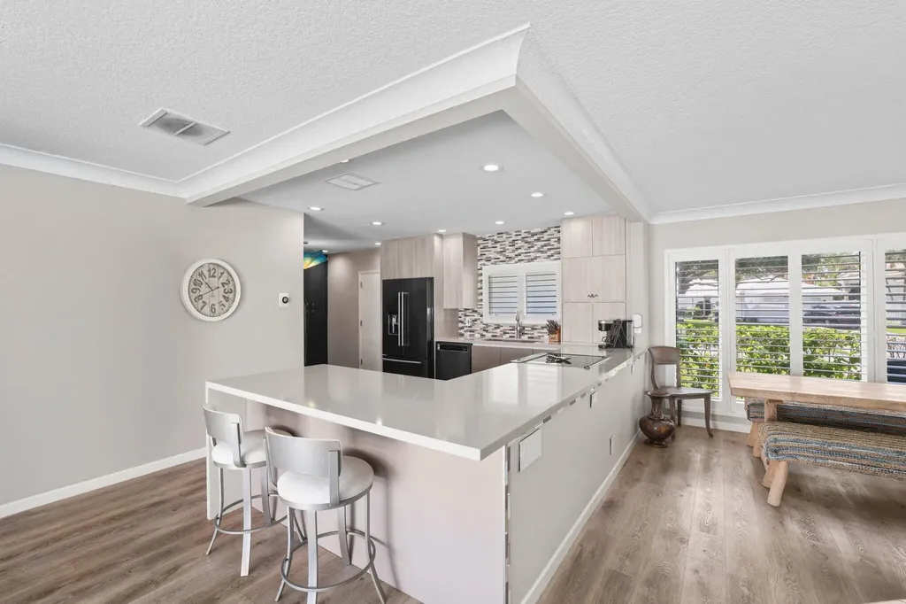 4021 NE 27th Terrace Lighthouse Point FL 33064