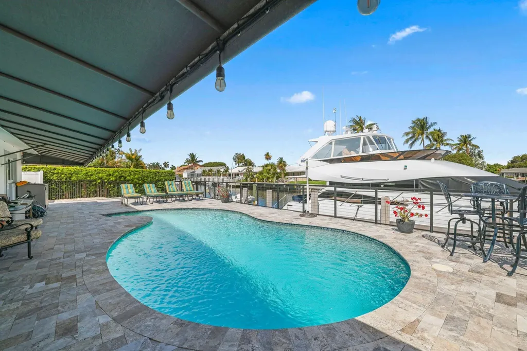 4021 NE 27th Terrace Lighthouse Point FL 33064