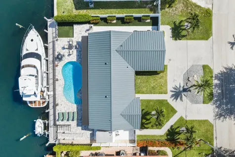 4021 NE 27th Terrace Lighthouse Point FL 33064
