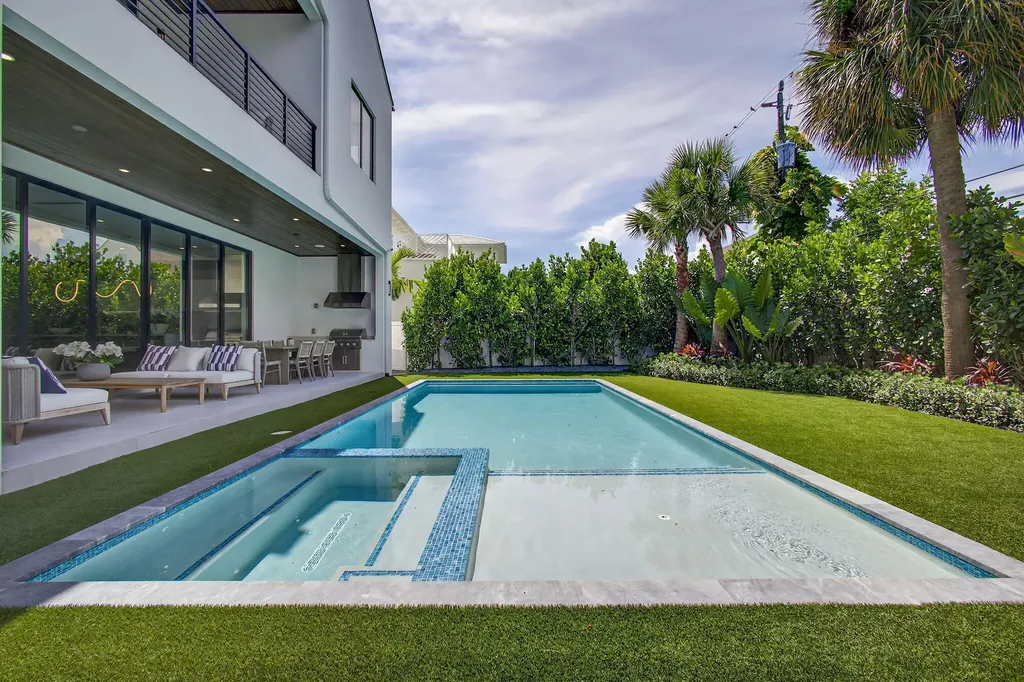 123 Murray Road West Palm Beach FL 33405