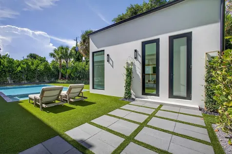 123 Murray Road West Palm Beach FL 33405