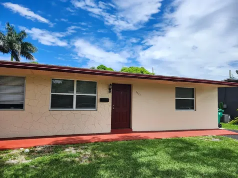 4972 SW 93rd Avenue SW Cooper City FL 33328
