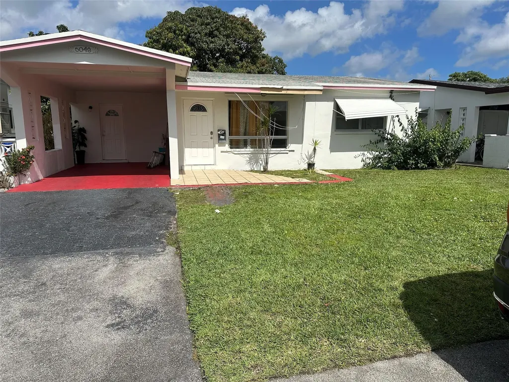 5049 NW 42nd Street Lauderdale Lakes FL 33319